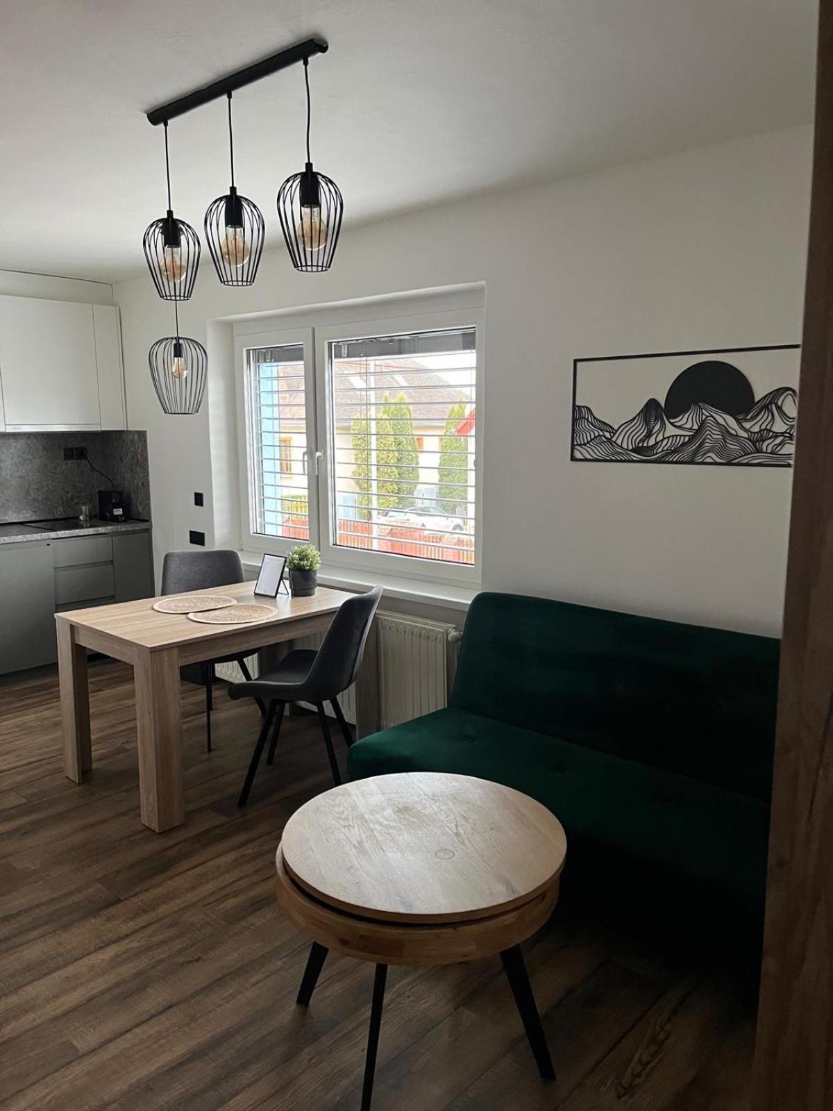 Iq Apartments Eperjes Kültér fotó