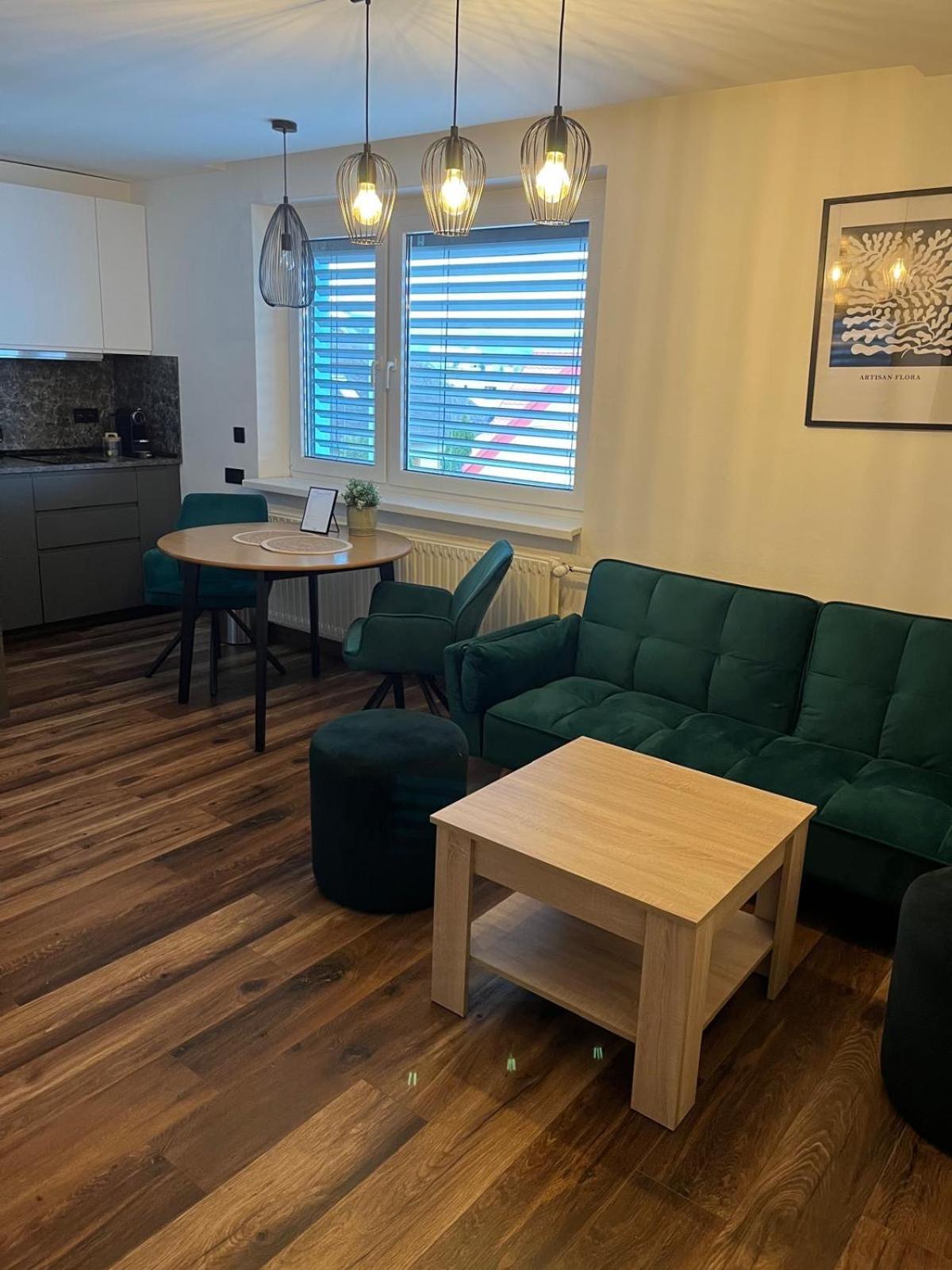 Iq Apartments Eperjes Kültér fotó