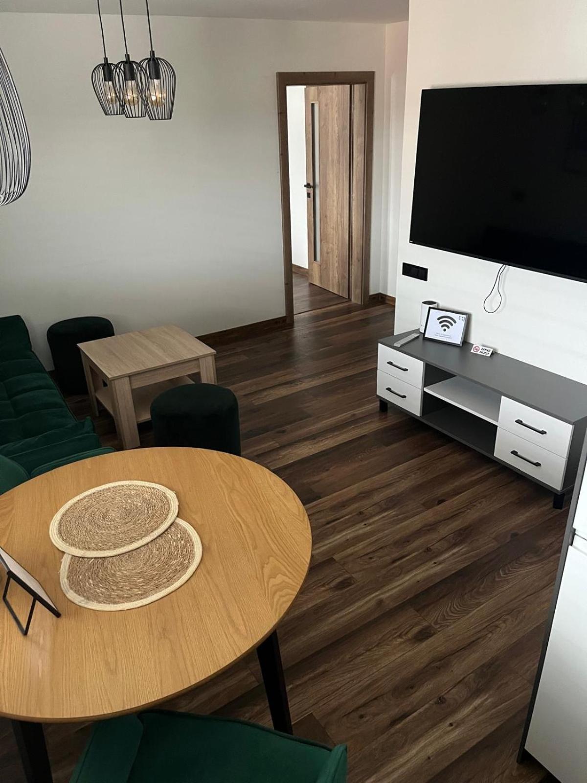 Iq Apartments Eperjes Kültér fotó
