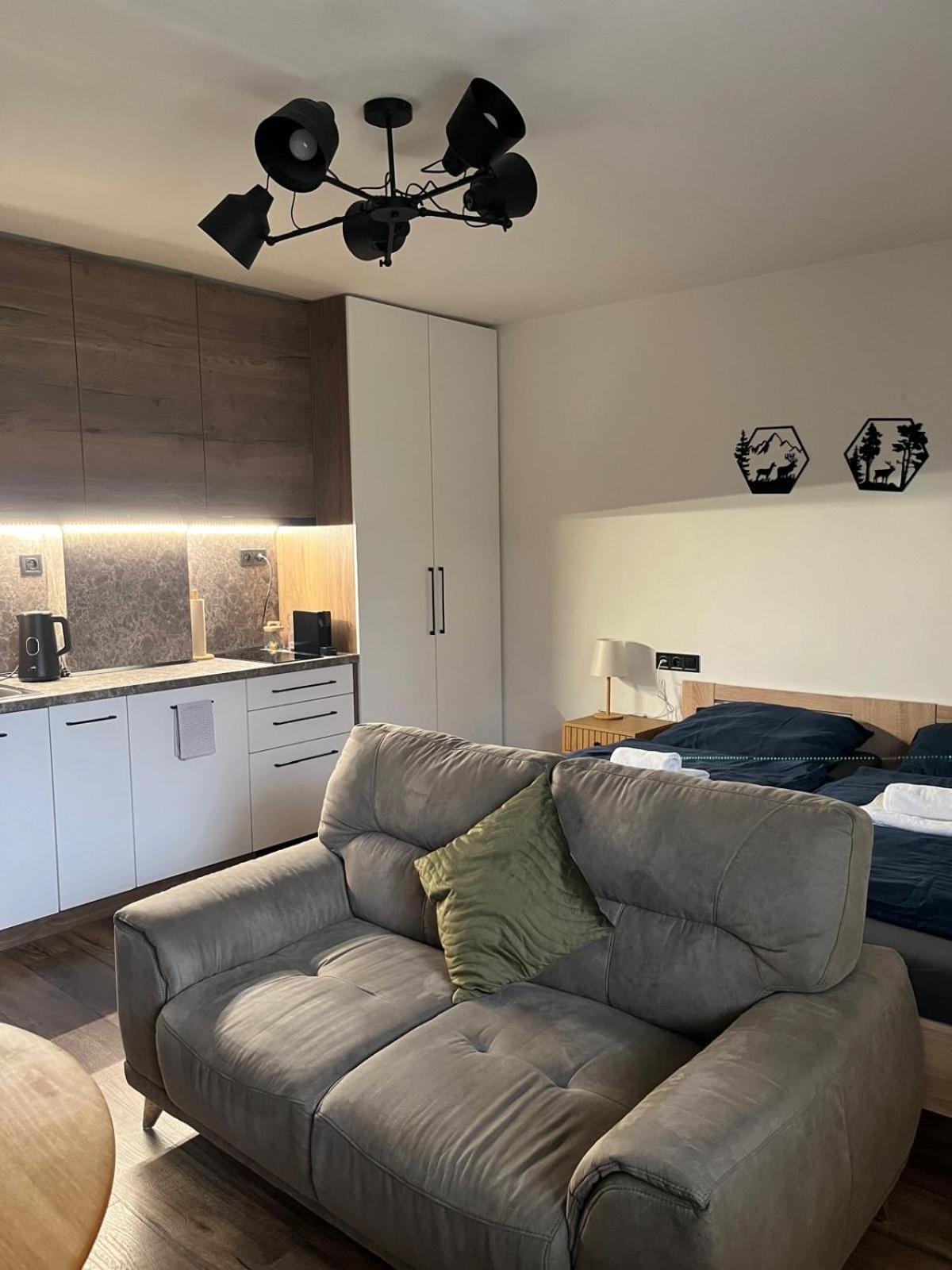 Iq Apartments Eperjes Kültér fotó