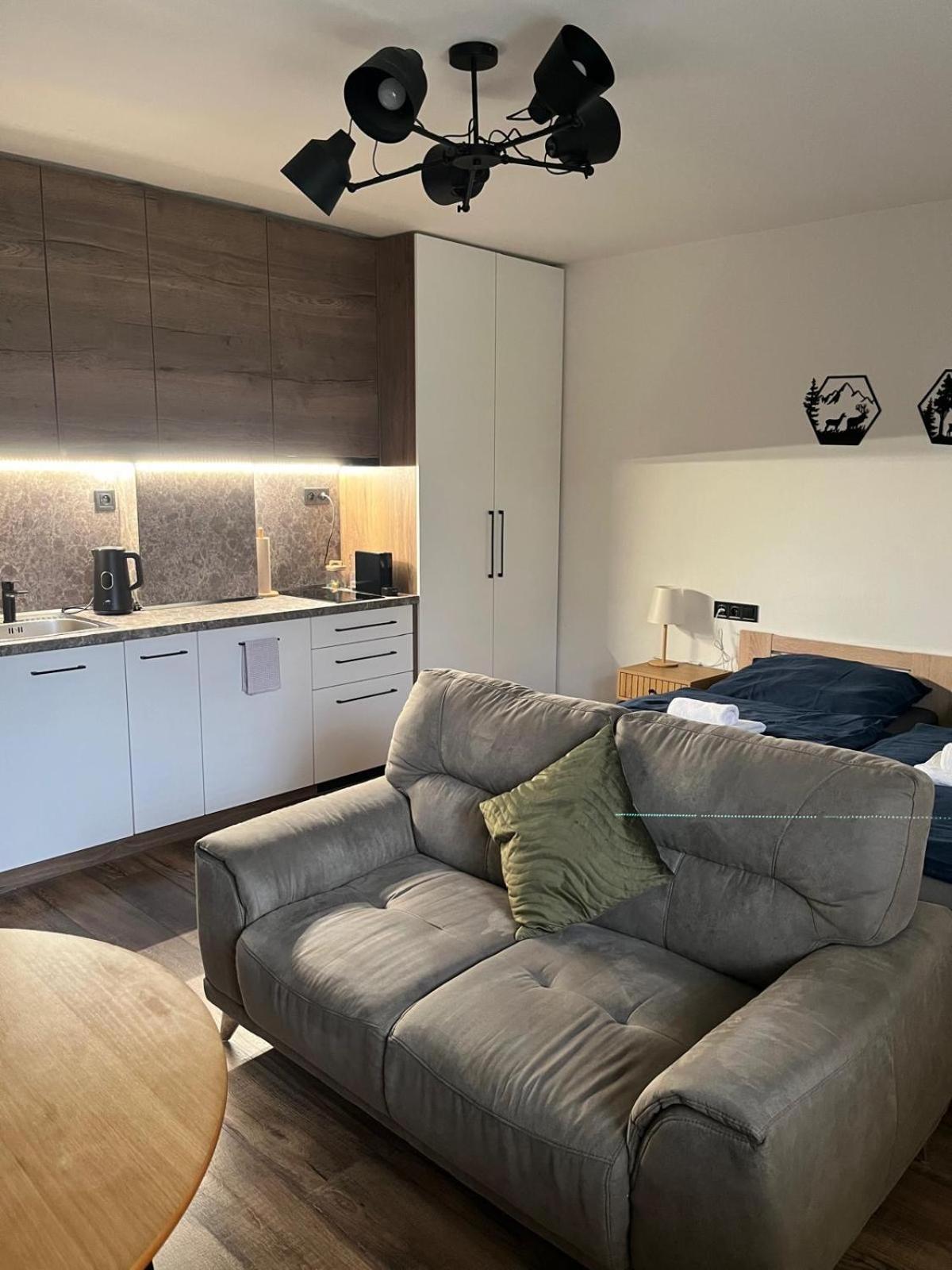 Iq Apartments Eperjes Kültér fotó